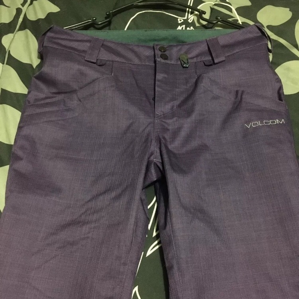 Ski pants by Volcom